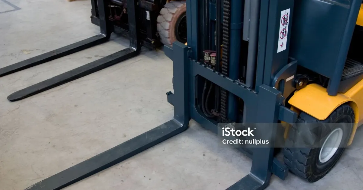 Group-f Academy Vorkheftruck